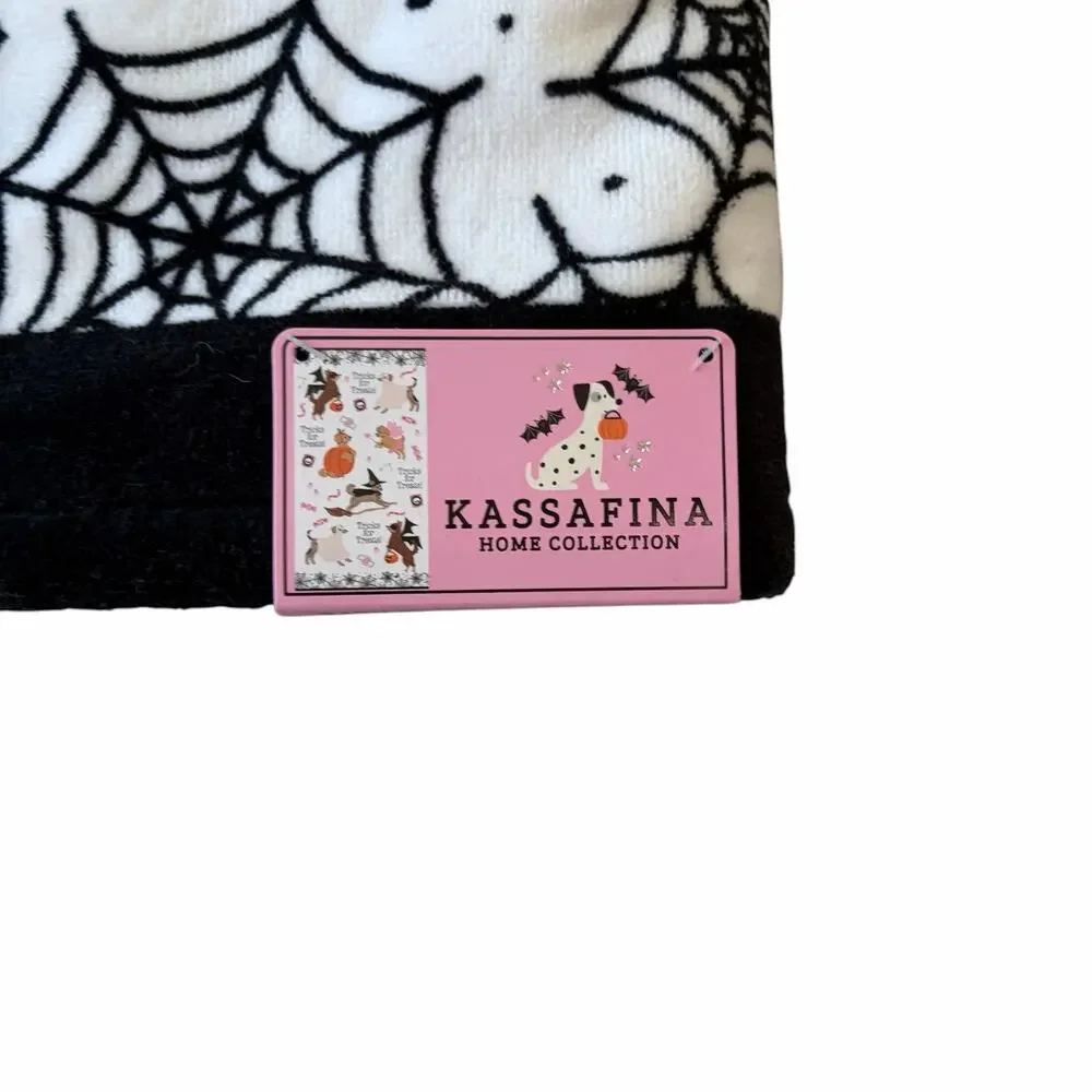 4pc Kassafina Halloween Dogs in Costumes Towel Set -2 Hand 2 Bath 100% Cotton